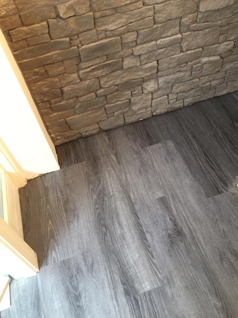 portfolio smooth floors rooms amtico dark wood installation 03