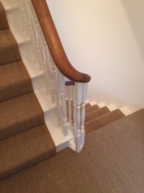 portfolio-carpets-brown-carpet-border-stairs-06