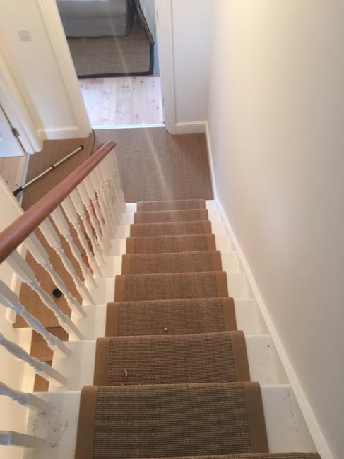 portfolio-carpets-brown-carpet-border-stairs-11