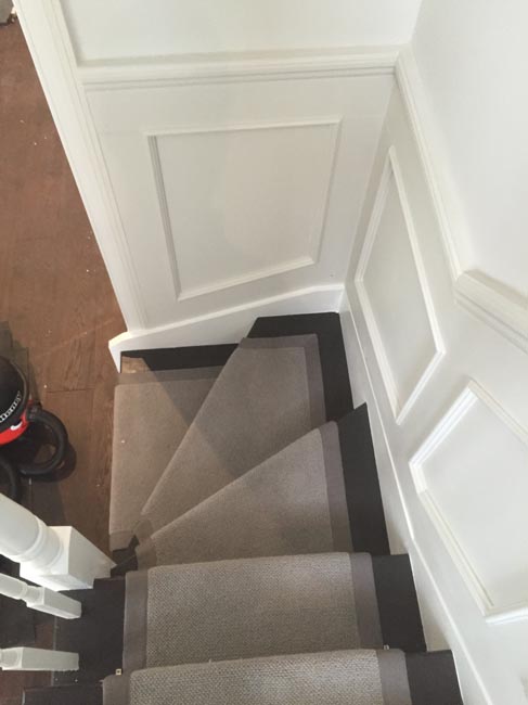 portfolio-carpets-grey-stair-carpet-with-grey-border-01