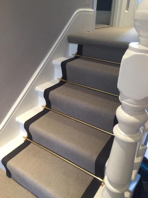 portfolio carpets grey stairs black border golden stairrods 05