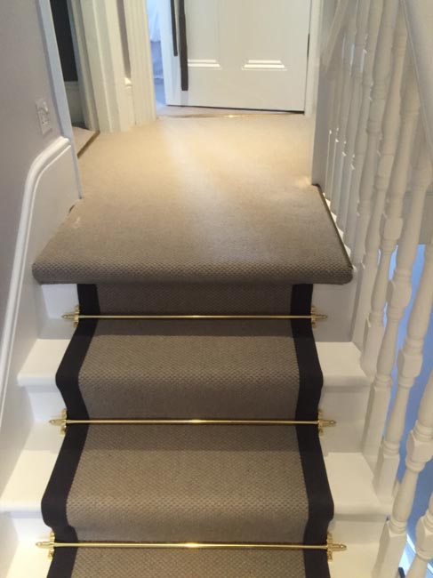 portfolio carpets grey stairs black border golden stairrods 06