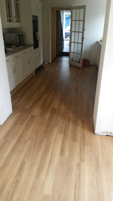 portfolio-smooth-floors-amtico-wood-install-straight-plank-lok-design-01