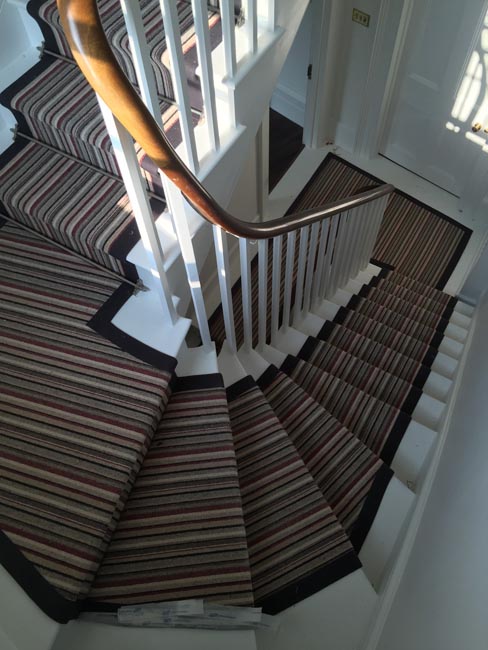 portfolio-carpets-striped-stair-with-thick-black-border-04