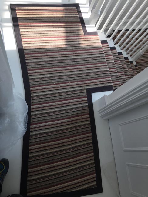 portfolio-carpets-striped-stair-with-thick-black-border-22