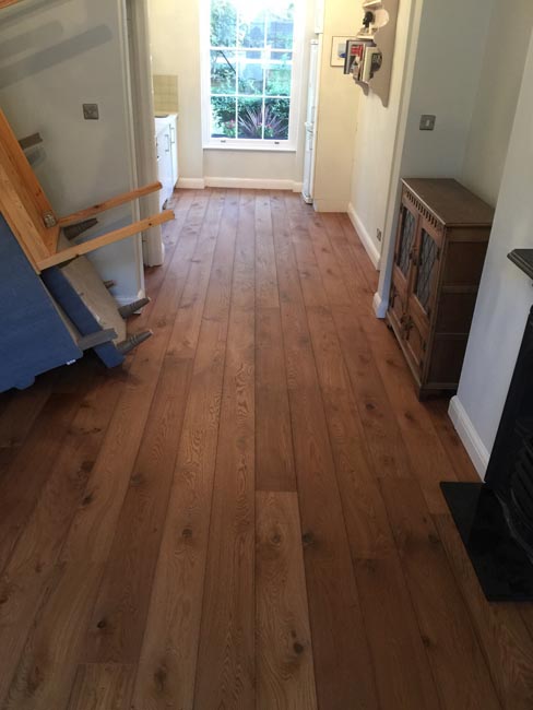 portfolio-hardwood-floors-brown-oak-wood-floor-installation-08