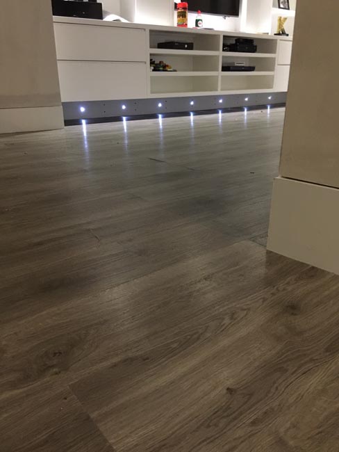portfolio-smooth-floors-rooms-amtico-grey-wood-installation-13