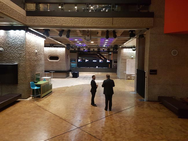 portfolio-commercial-barbican-atrium-02