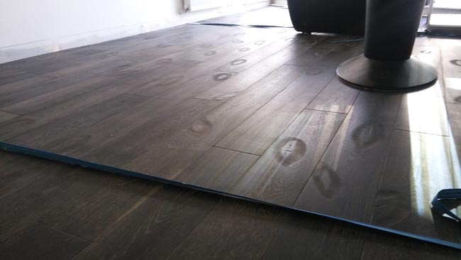 portfolio-hardwood-flooring-brown-grey-wood-in-living-area-05