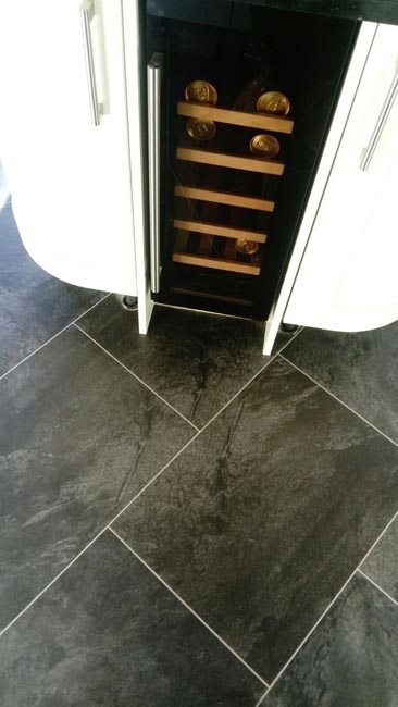 portfolio-smooth-floors-amtico-stone-slate-design-on-floor-02