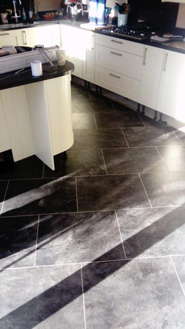 portfolio-smooth-floors-amtico-stone-slate-design-on-floor-04