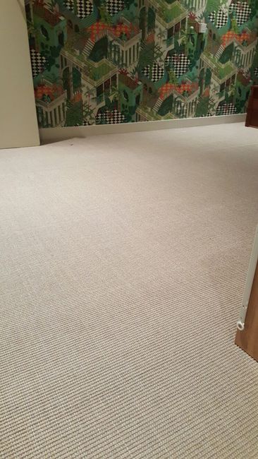 portfolio-carpets-flat-weave-carpet-install-01