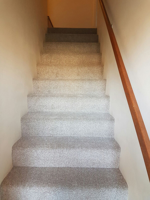 portfolio-carpets-white-manmande-carpet-installation-01