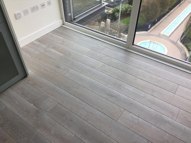 portfolio-hardwood-flooring-grey-wood-installation-01