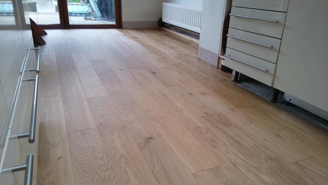 portfolio-hardwood-oak-flooring-in-premises-01