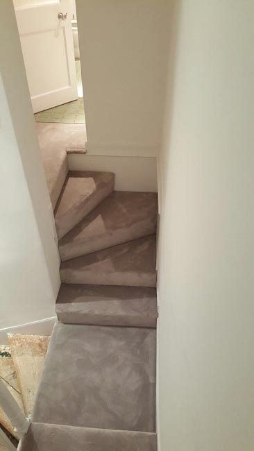 portfolio-silk-simulant-carpet-on-stairs-03