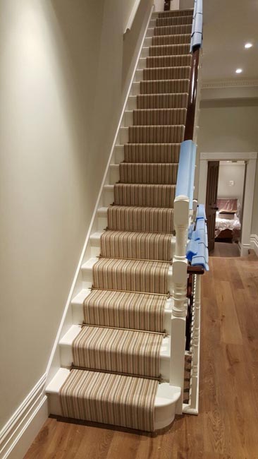 portfolio-striped-carpet-stair-runner-with-brass-stairrods-07