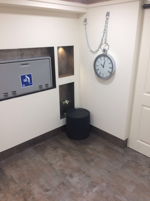 portfolio-commercial-stoke-park-lvt-installation-03