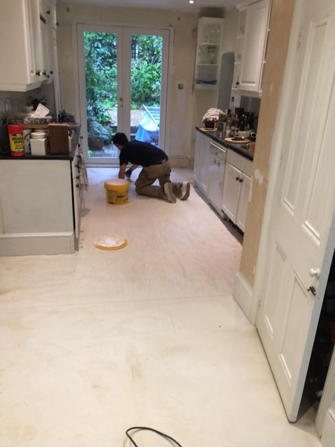 portfolio smooth floors amtico herringbone light grey wood 03