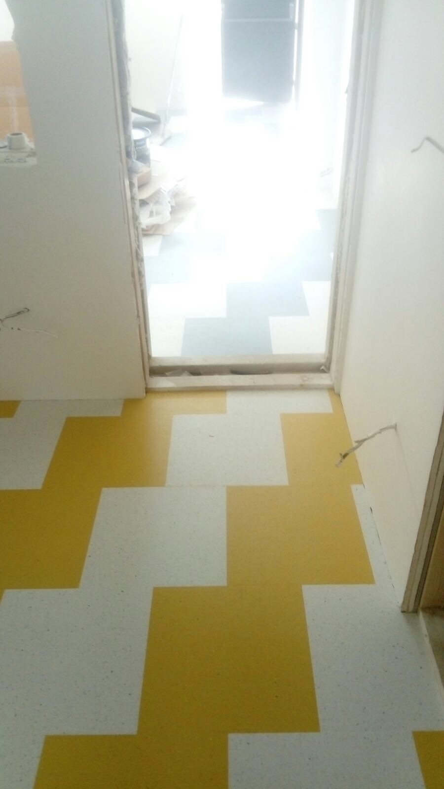 portfolio-vinyl-flooring-installed-to-premises-1