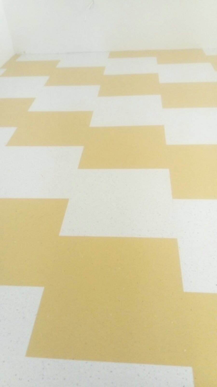 portfolio-vinyl-flooring-installed-to-premises-2