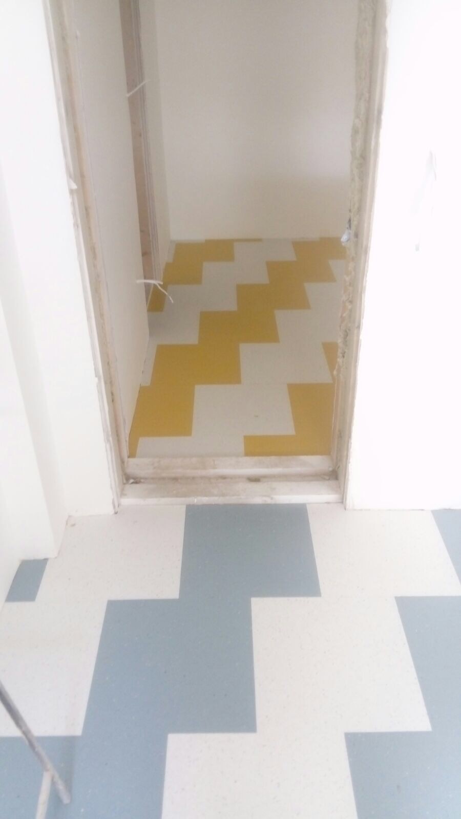 portfolio-vinyl-flooring-installed-to-premises-4