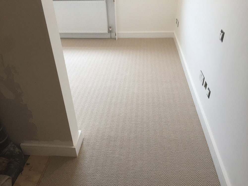 PORTFOLIO - GREY WOOL CARPET IN AREAS (3)