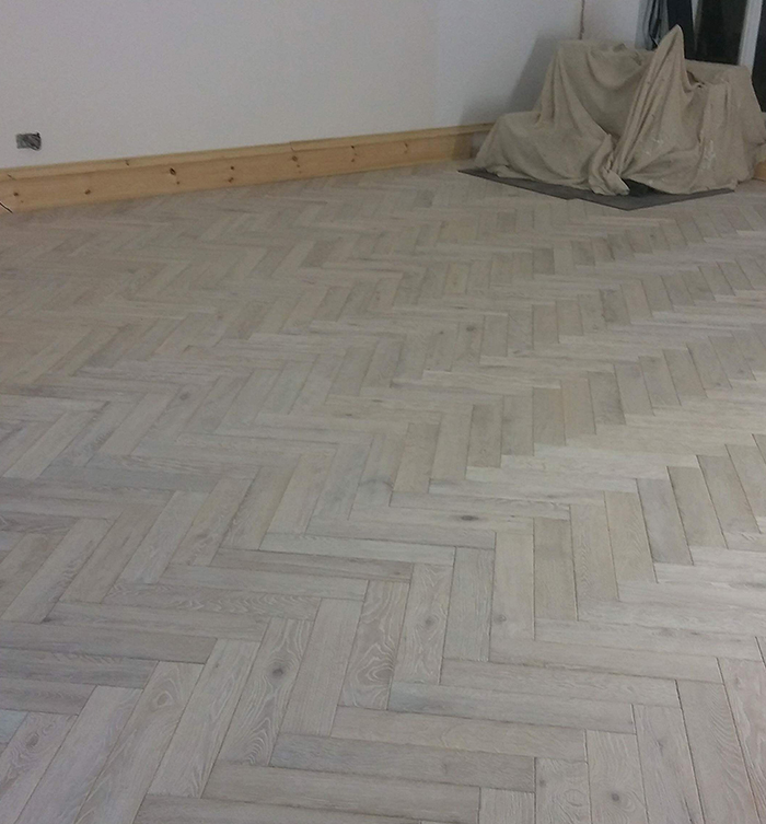 PORTFOLIO - SAADI HOMES WOOD HERRINGBONE INSTALLATION (8)