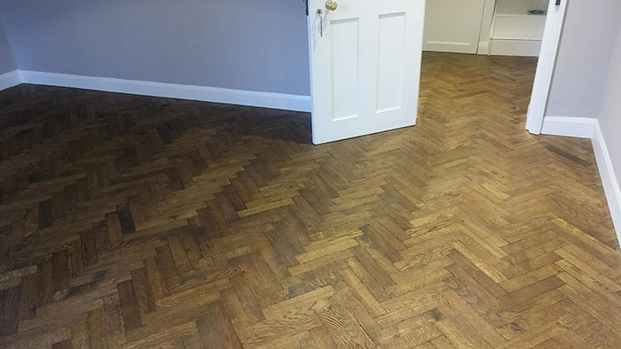 PORTFOLIO - BENOLIEL HERRINGBONE WOOD FLOOR (6)