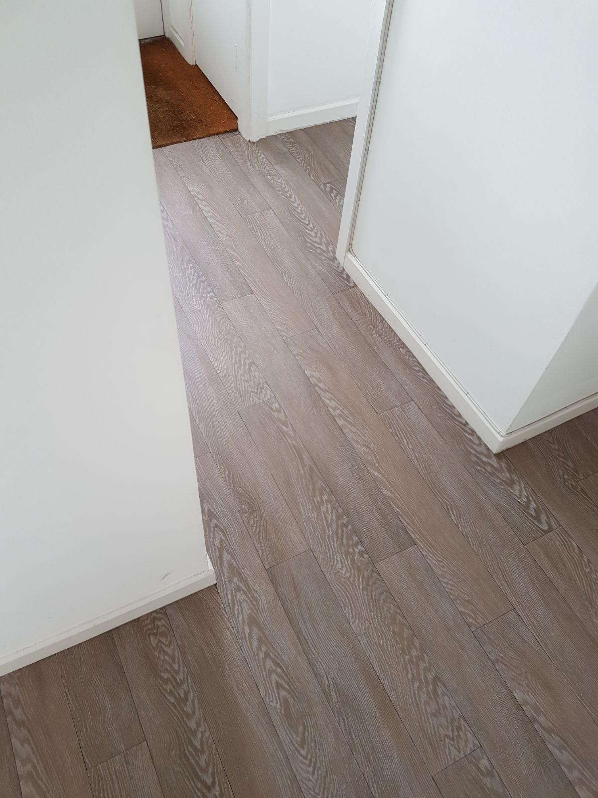 PORTFOLIO - AMTICO WOOD DESIGN STRAIGHT PLANK (2)