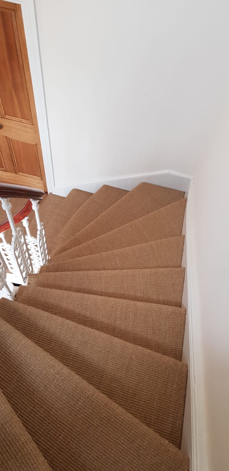 portfolio carpets bronze-sisal-carpet-installation-raynes-park (4)