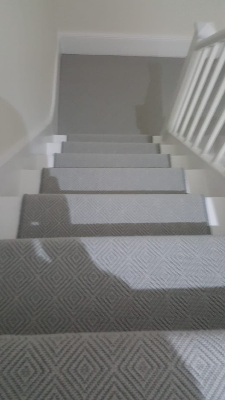 portfolio carpets GREY PATTERNED CARPET ON STAIRS (2)