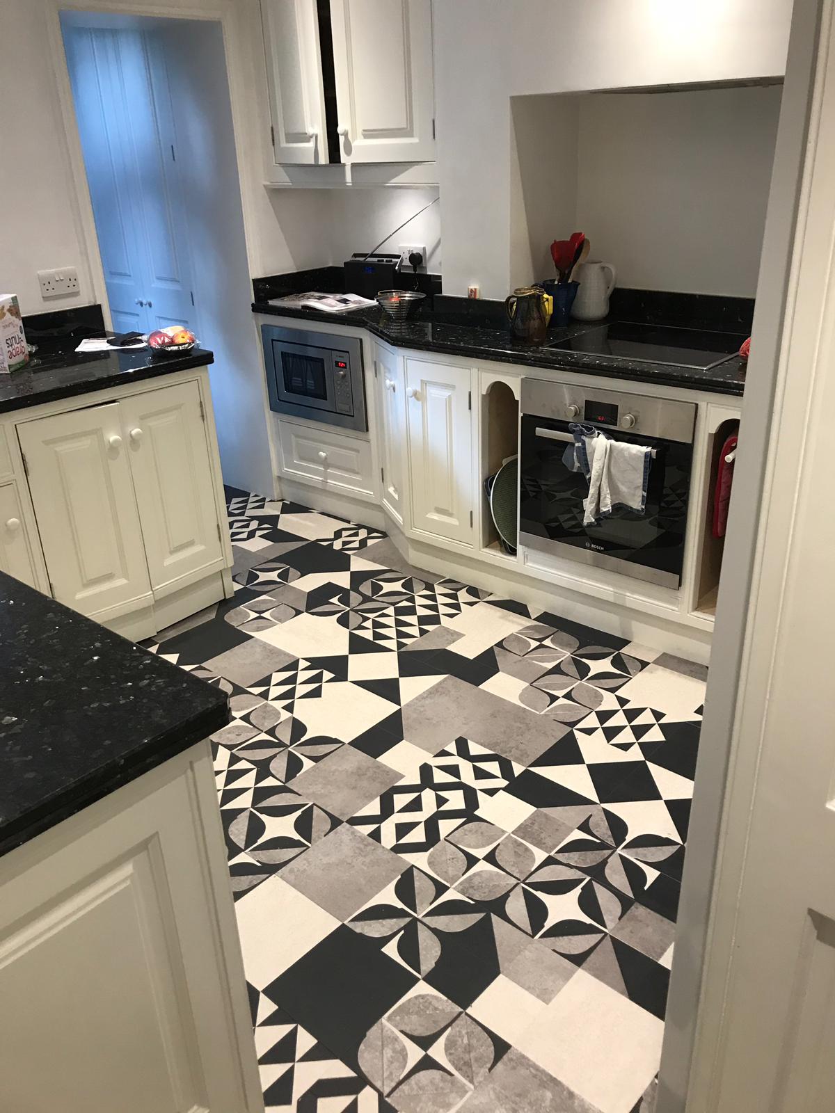 portfolio smooth floors supply-installation-amtico-flooring-stoke-newington (12)