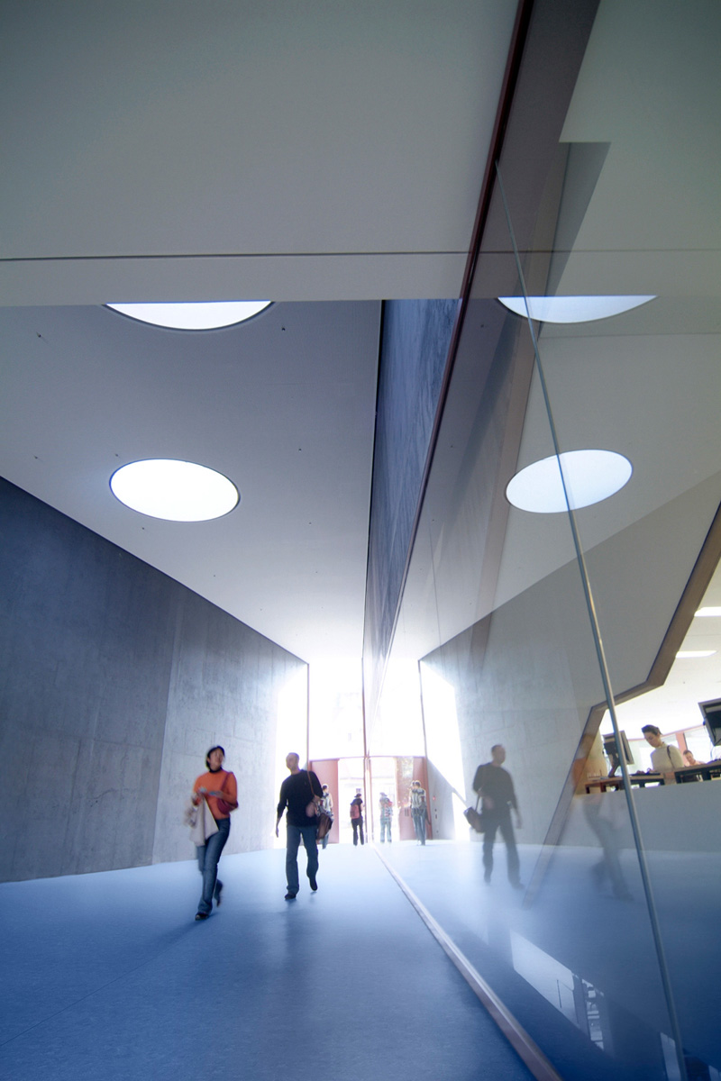 Altro: Orchestra Carpet - Guide - Safety Flooring