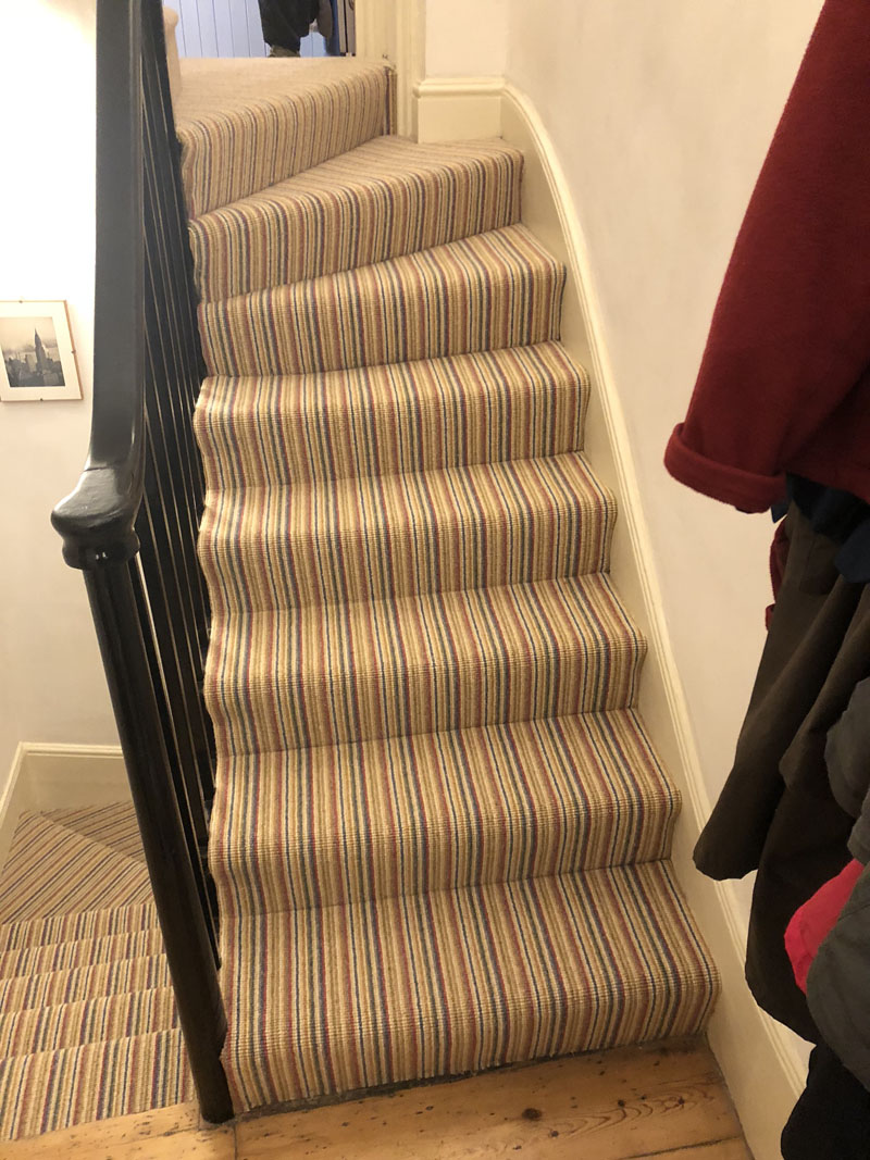 portfolio-striped-carpet-stairs-installation-soho (10)
