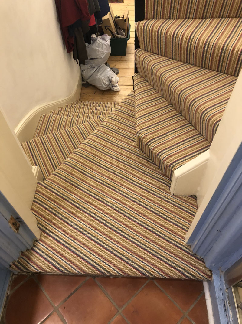 portfolio-striped-carpet-stairs-installation-soho (9)