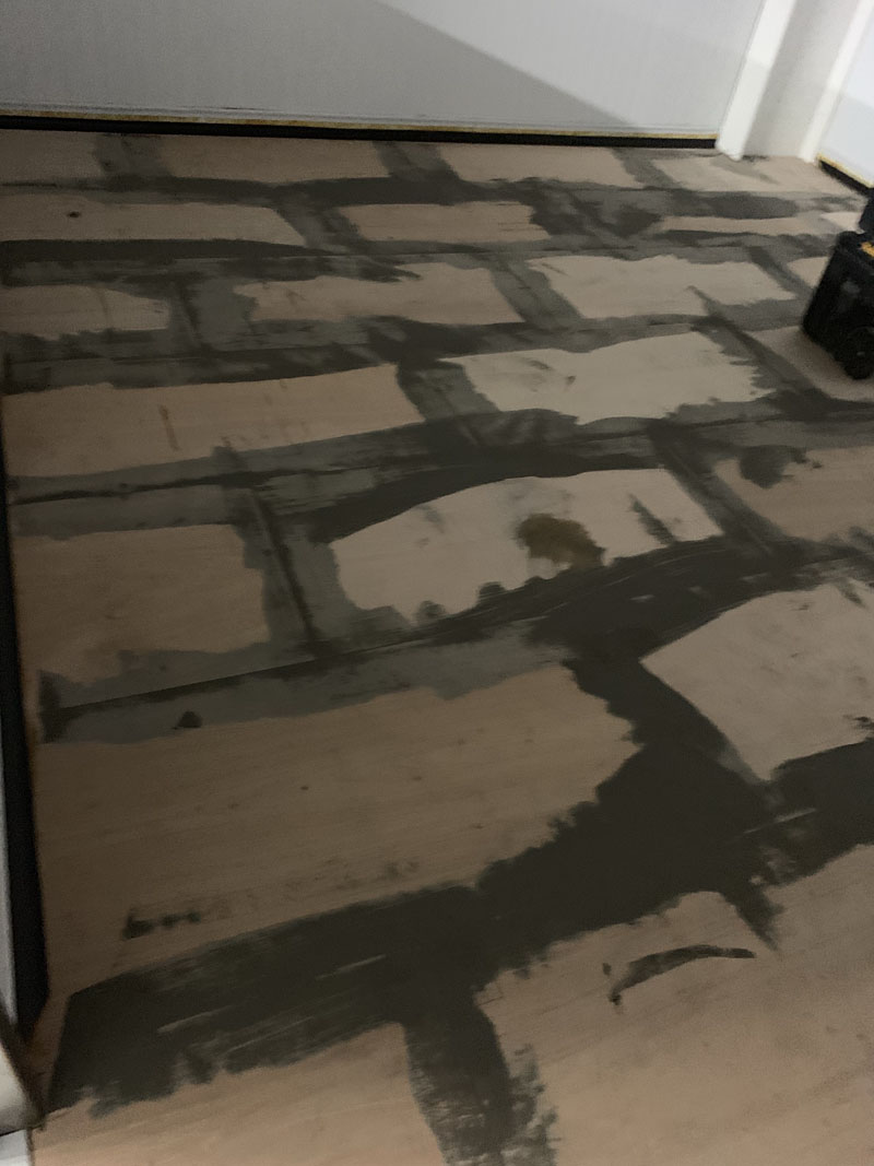 commercial-portfolio-montana-bakery-slough-floor-installation (4)