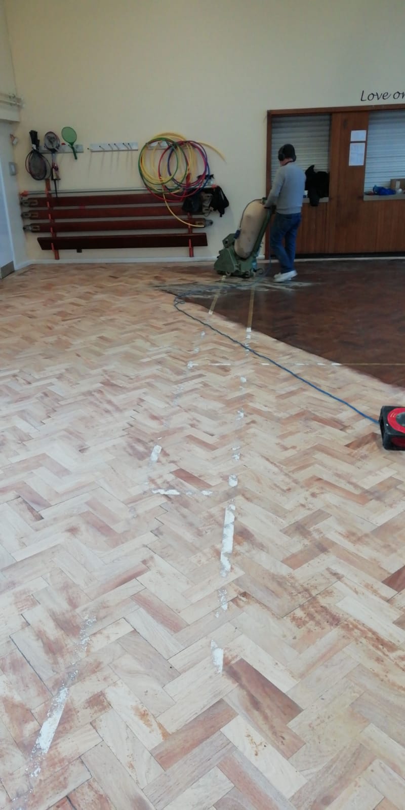 commercial-portfolio-the-holy-family-school-addlestone-floor-sanding (2)