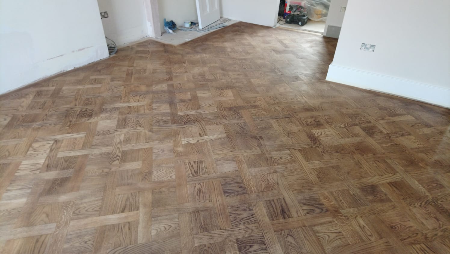portfolio-herringbone-wood-floor-sanding-barnes (9)