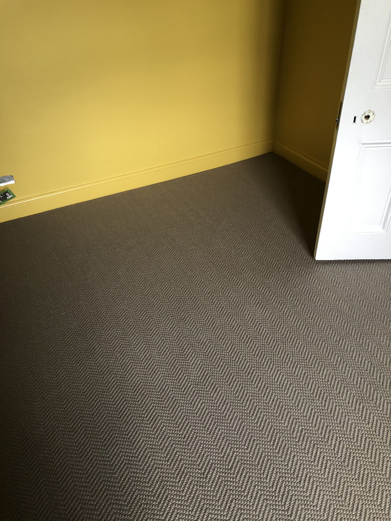 portfolio-sisal-herringbone-carpet-installation-ealing (3)