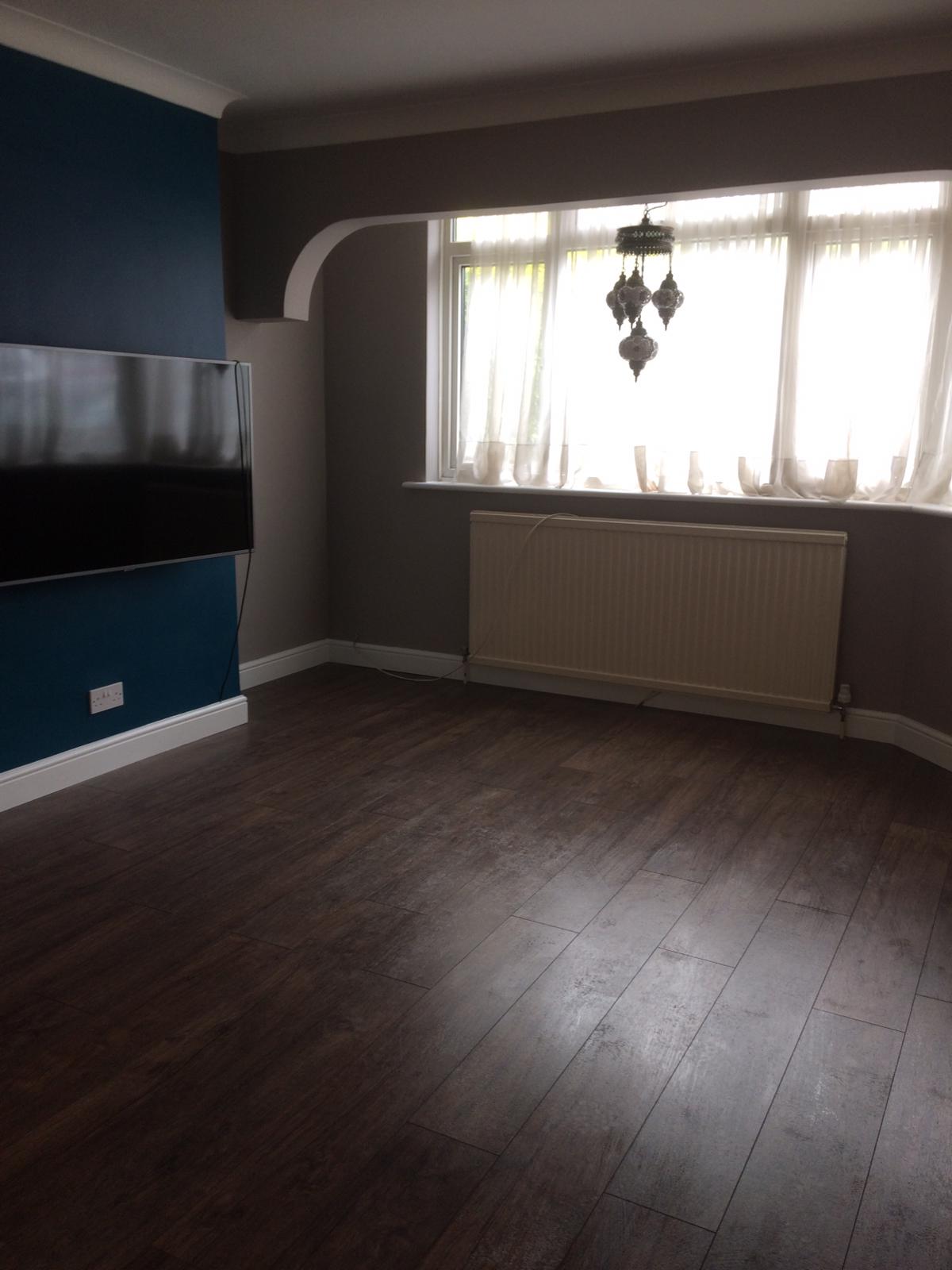 portfolio-hardwood-flooring-haro-laminate-flooring-installation-barnes (3)