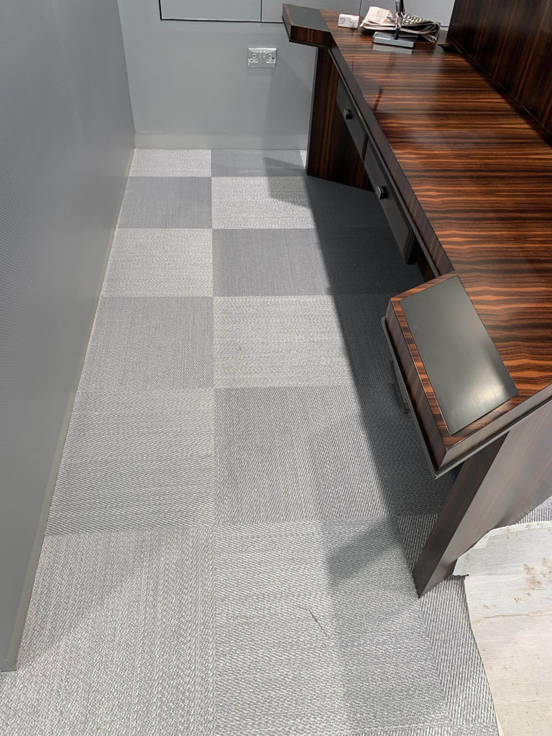 TFG SF1529 (Car Showroom, Great West Road, TW8 9BW)