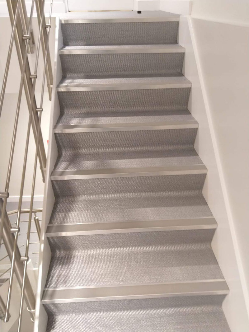 Car Showroom, Great West Road, TW8 9BW