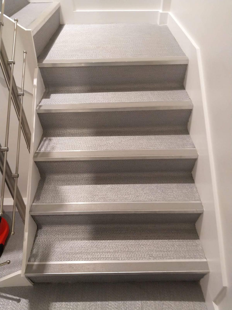 Car Showroom, Great West Road, TW8 9BW