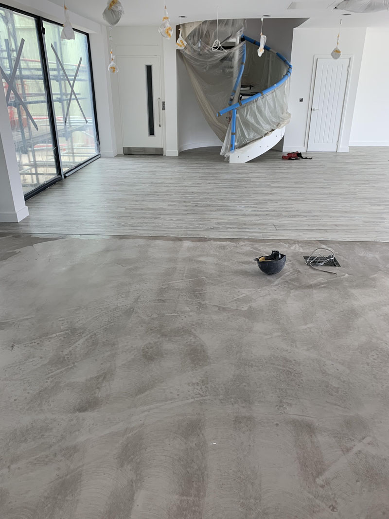 portfolio-commercial-taylor-wimpy-amtico-spacia-installation (12)