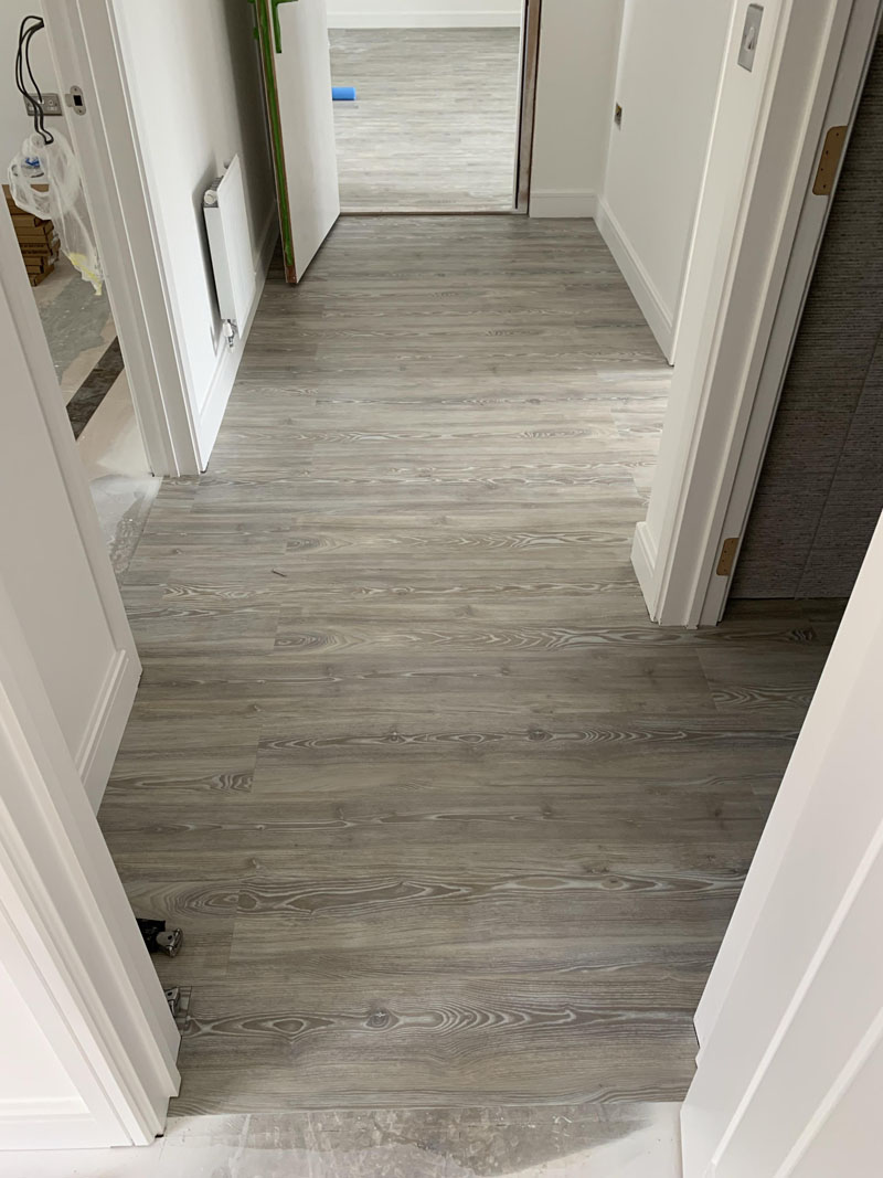 portfolio-commercial-taylor-wimpy-amtico-spacia-installation (24)