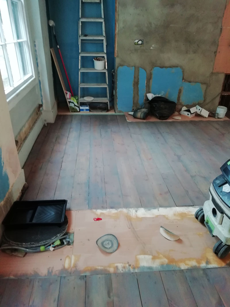 portfolio-sanding-sealing-straight-plank-clapham (4)