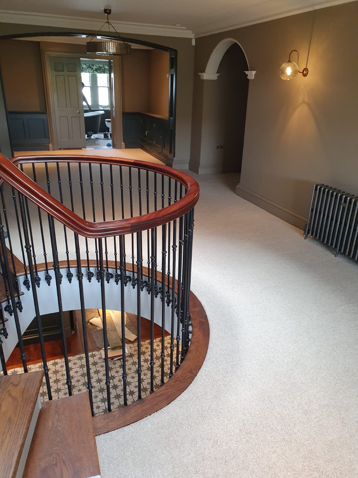 portfolio-white-carpet-installed-in-golders-green (1)