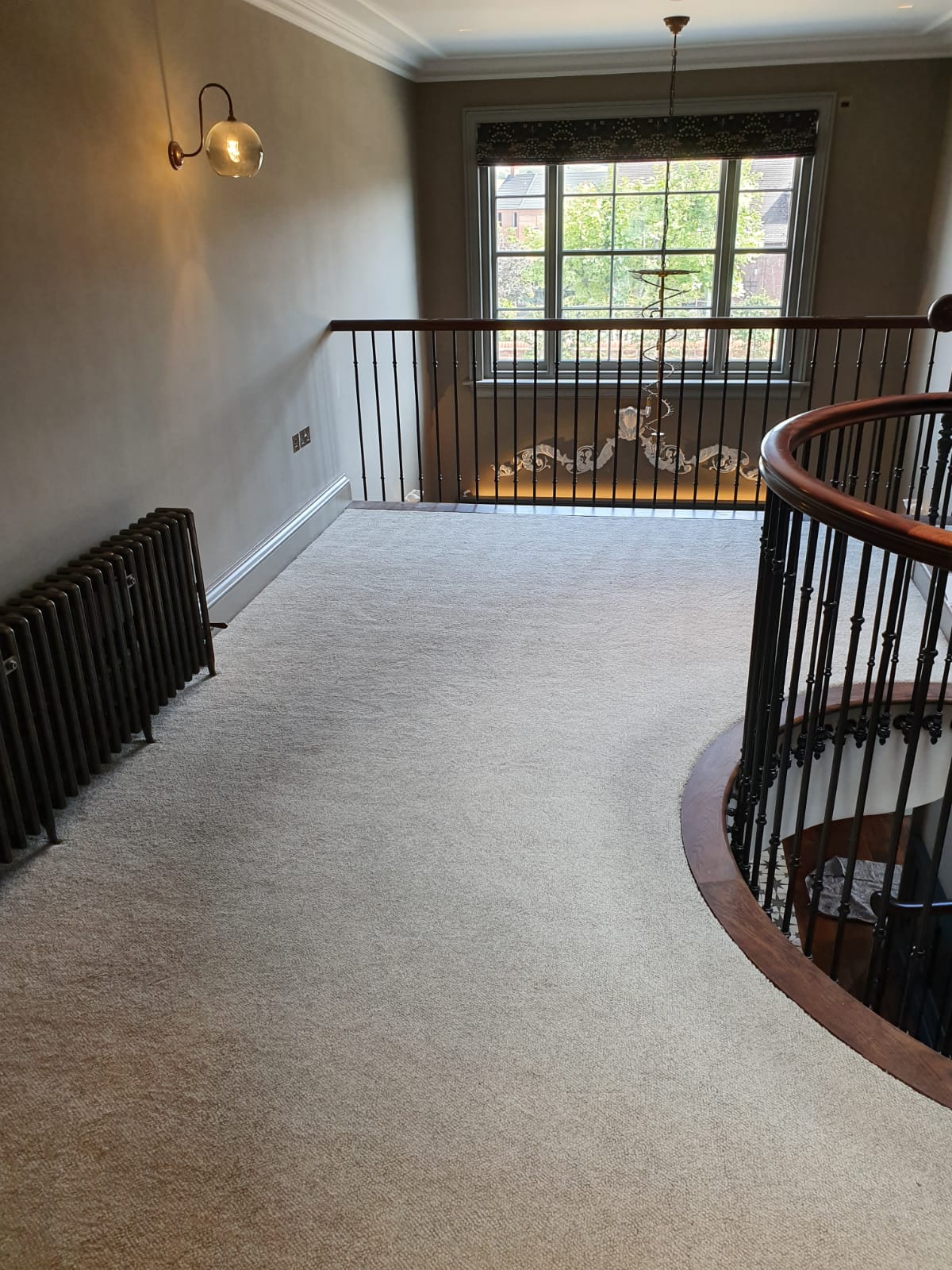 portfolio-white-carpet-installed-in-golders-green (10)