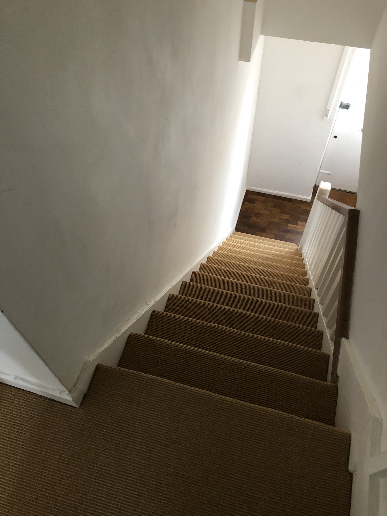 portfolio Fibre Boucle Cinnamon Sisal Carpet Installed in Temple Fortune (9)